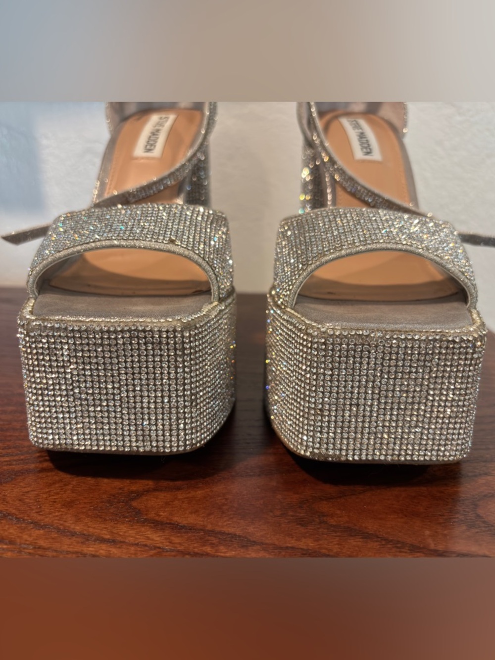Steve Madden Kassiani Silver Crystal Platform Sandals size 7 - Picture 4 of 8
